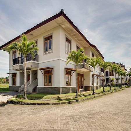 Oyo 3896 Villa Pesona Wisata Puncak Cianjur Eksteriør bilde