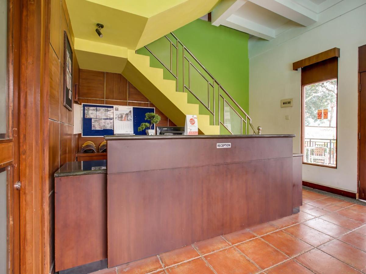 Oyo 3896 Villa Pesona Wisata Puncak Cianjur Eksteriør bilde